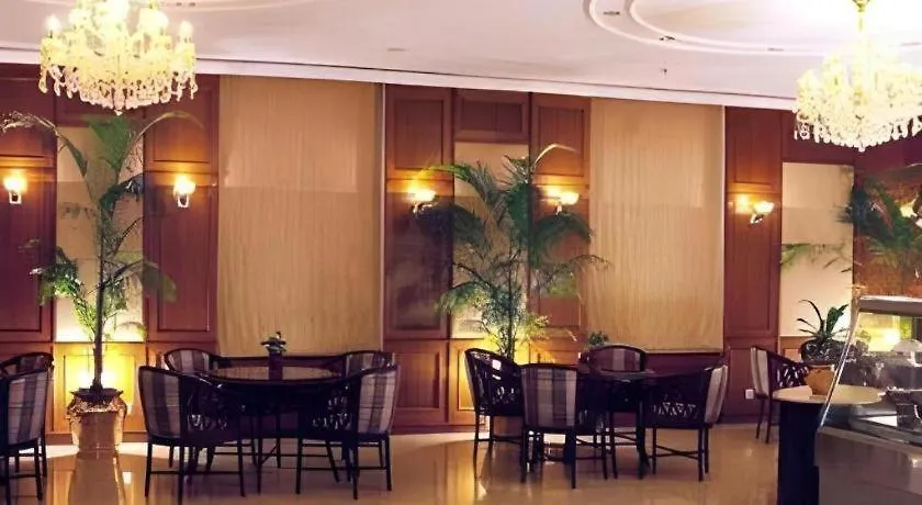 Hotel Ruposhi Bangla ダッカ 5*,