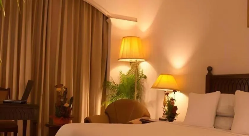 Hotel Ruposhi Bangla Dhaka