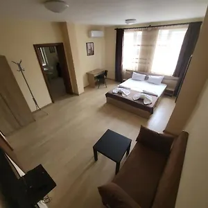 Aparthotel Twain Apart&rooms ***