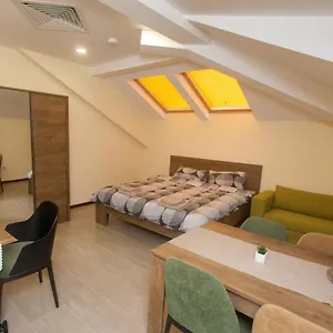 Guest house Family House - Free Parking ***