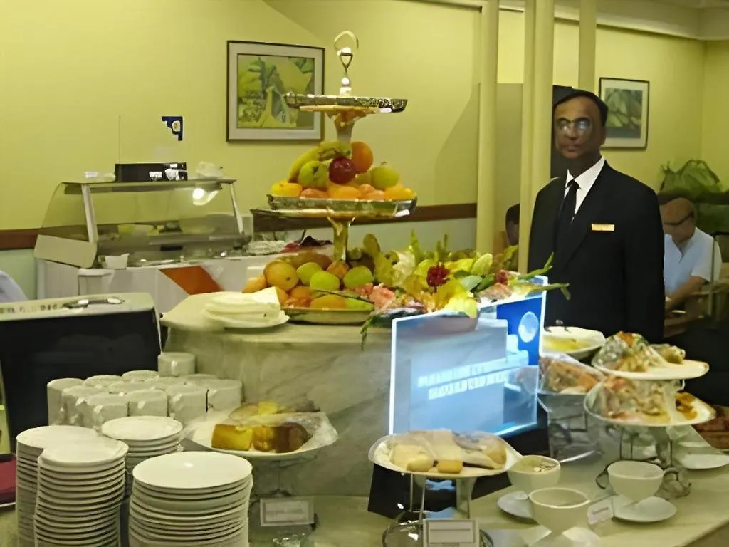 Hotel Ruposhi Bangla Dhaka
